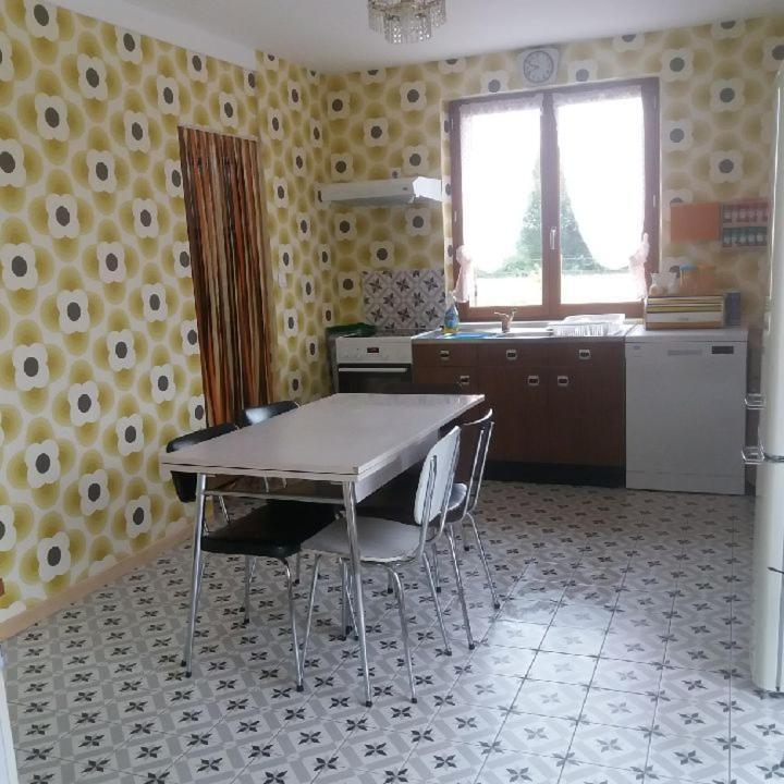 Gîte Version 70 Mondrepuis Extérieur photo